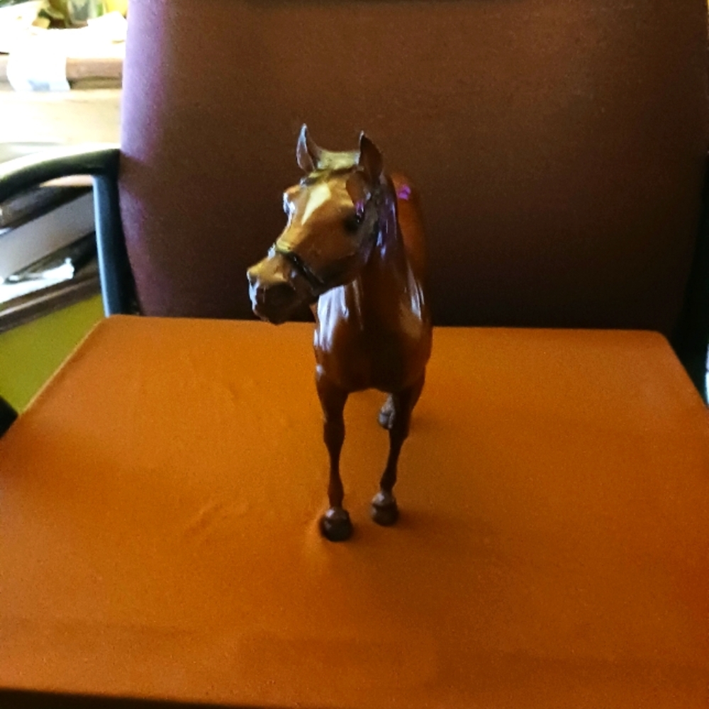 Brown  BEYERS stablemale Horse Figurine